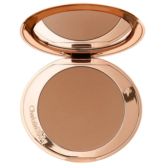 Airbrush Matte Bronzer - BELLA NOVA BEAUTY (PTY) LTDBronzing PowderCharlotte TilburyBELLA NOVA BEAUTY (PTY) LTD